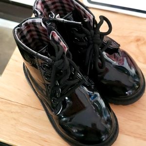 Toddler black boots